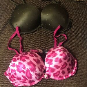 Victoria Secret bras in 34C